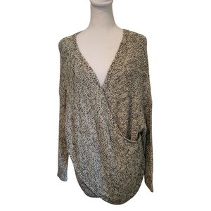 Women's Black and White Sweater